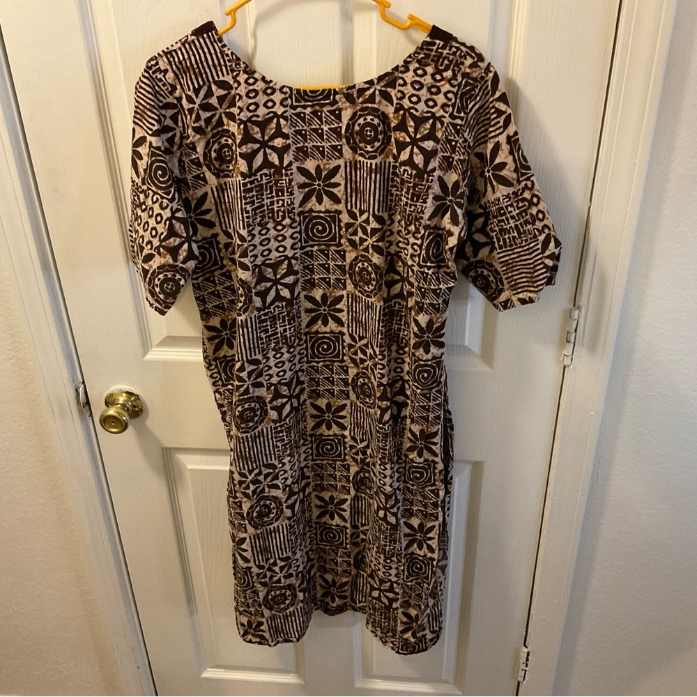Geometric Patterned Brown Tunic - image 3